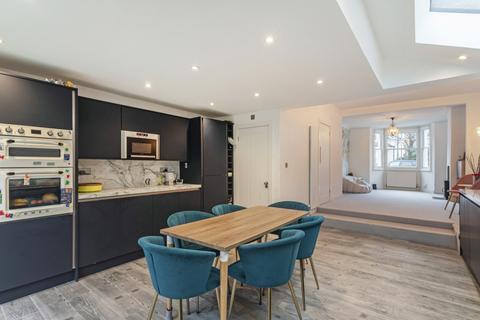 undefined, Waldeck Road, Chiswick, W4