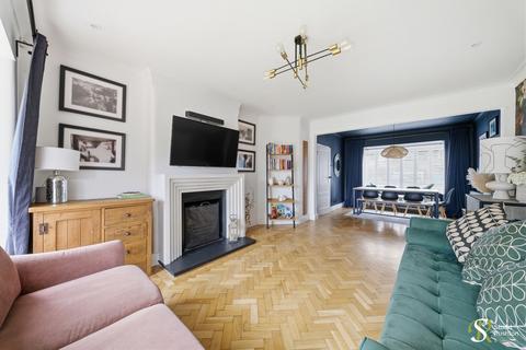 4 bedroom detached house for sale, Grove Park, Knutsford, WA16