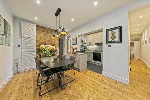 2 bedroom maisonette to rent, Dover Terrace, Sandycombe Road, Richmond, TW9