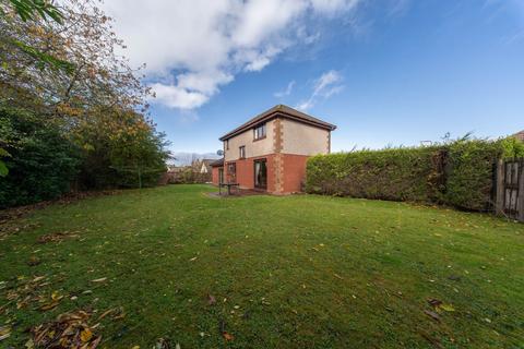4 bedroom detached house for sale, Haining Place, Livingston EH54