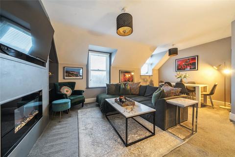 undefined, Flat 3, 3 Hollins Road, Harrogate, HG1
