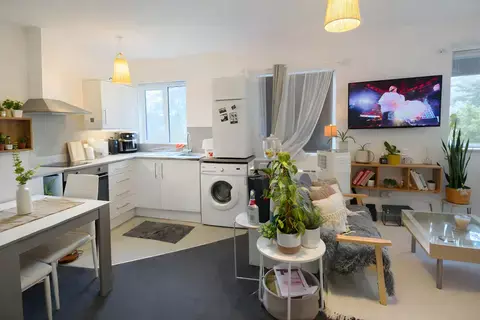 undefined, Lewisham High Street, London SE13