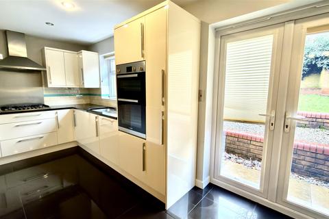 undefined, Rutland Drive, Tamworth
