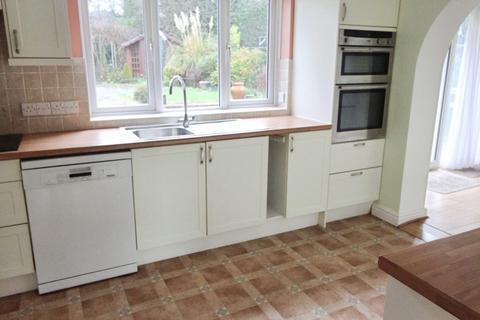 5 bedroom detached house for sale, Velvet Lawn Road, New Milton