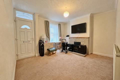 2 bedroom end of terrace house for sale, Dudley Road, Grantham, NG31