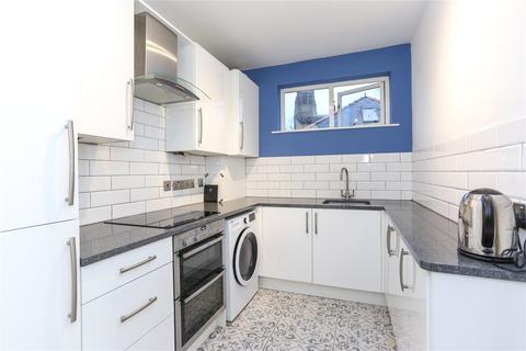 2 bedroom flat to rent, Ashley Court, 132 Heaton Moor Road, Stockport, Greater Manchester, SK4