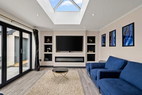 4 bedroom detached house for sale, Gipsey Drove, Gipsey Bridge, PE22