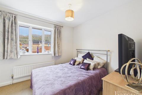 undefined, Florence Way, Basingstoke RG24