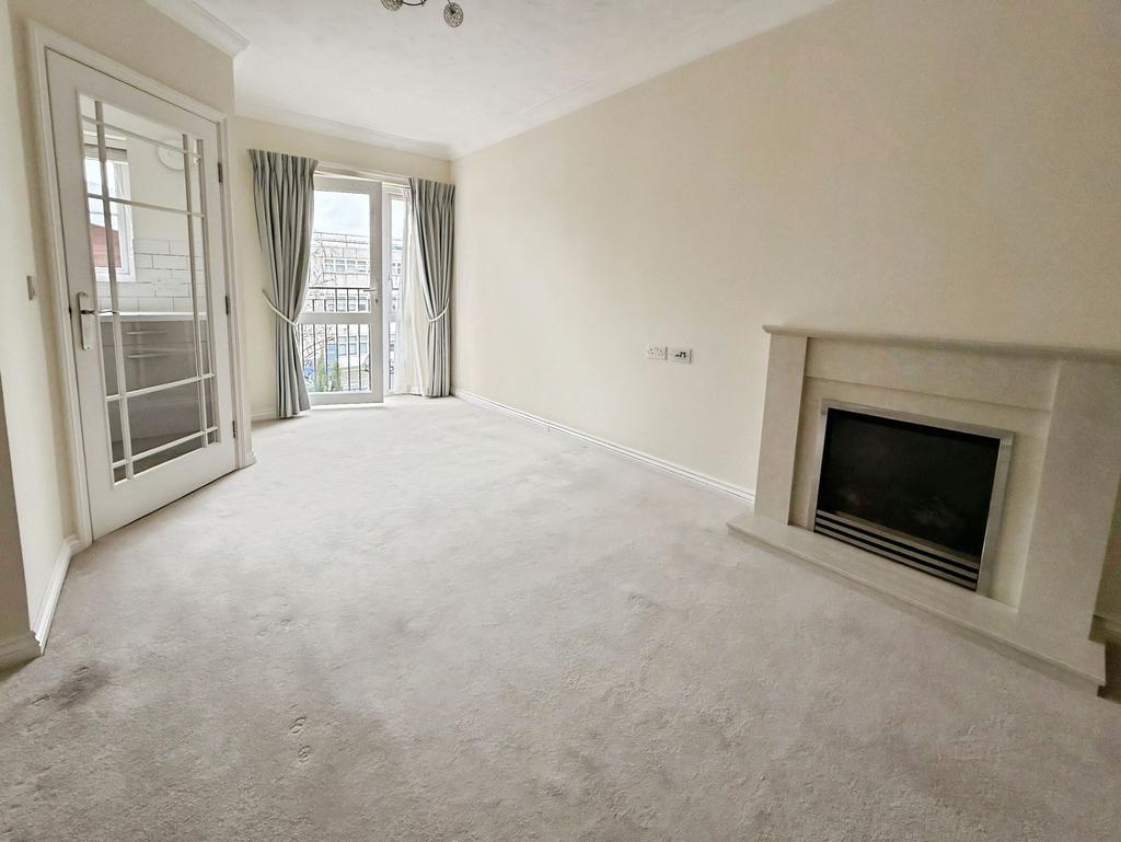 Living/Dinner Room