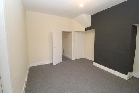 2 bedroom flat to rent, Westbourne Avenue, Gateshead NE8