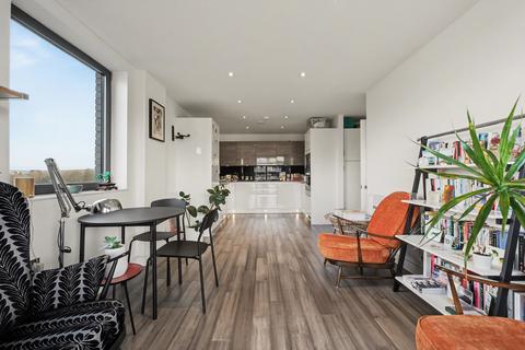 2 bedroom flat for sale, Essex Wharf, London, E5