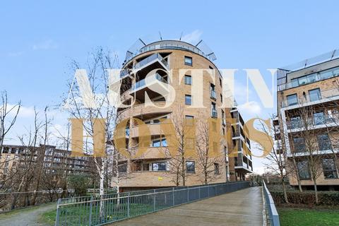 2 bedroom flat for sale, Essex Wharf, London, E5