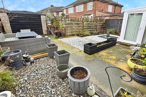 2 bedroom bungalow for sale, New Lane, York YO32