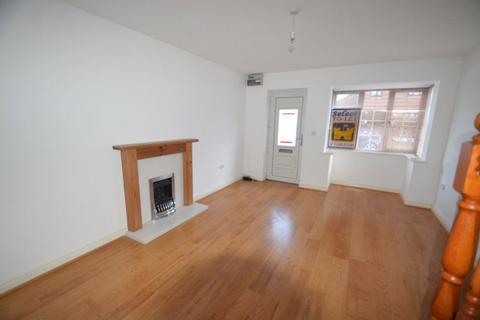 2 bedroom terraced house to rent, Primrose Park, Pensnett