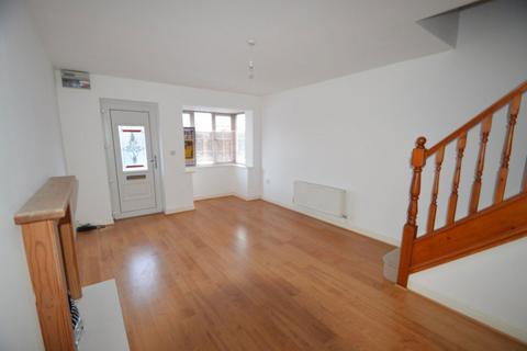 2 bedroom terraced house to rent, Primrose Park, Pensnett