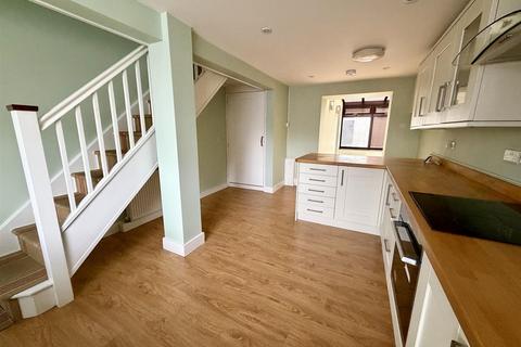 3 bedroom end of terrace house for sale, Bro Llewelyn, Llandegfan
