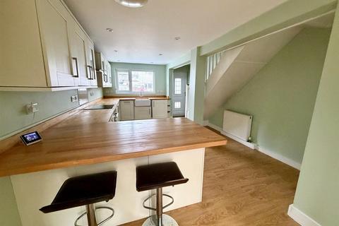 3 bedroom end of terrace house for sale, Bro Llewelyn, Llandegfan