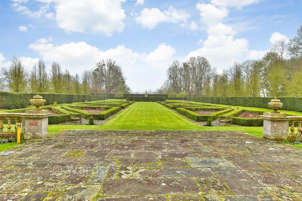 Communal Gardens