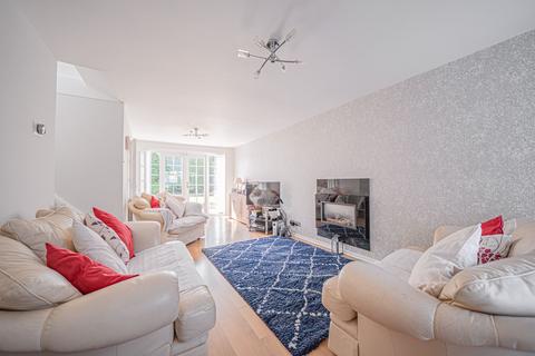 undefined, Beechnut Close, Solihull, B91