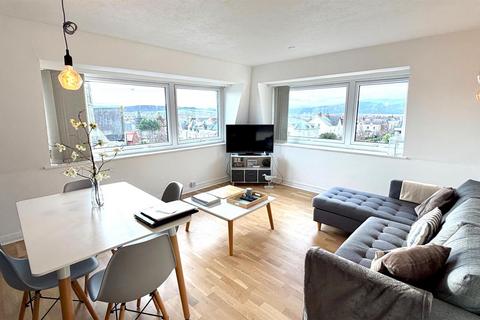 3 bedroom apartment for sale, Abbey Road, Llandudno