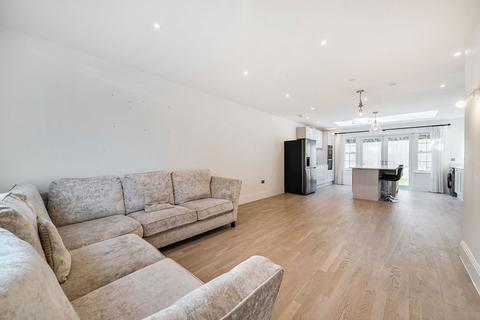 undefined, The Grove, Winchester SO23