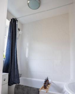 2 bedroom flat to rent, Bevenden Street, Hoxton