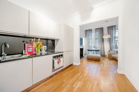 undefined, Beauchamp Place, London SW3