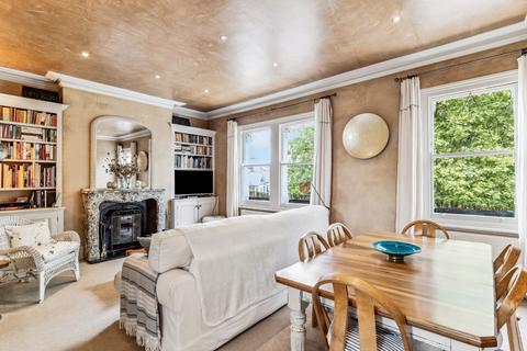 2 bedroom flat for sale, Harvist Road, Queens Park, London, NW6