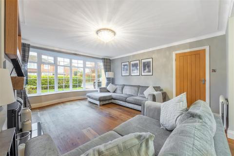3 bedroom semi-detached house for sale, Belmount Avenue, Melton Park, NE3