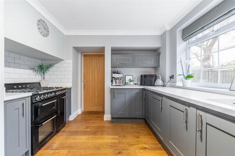3 bedroom semi-detached house for sale, Belmount Avenue, Melton Park, NE3
