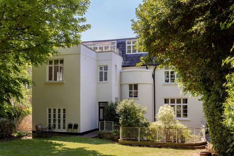 2 bedroom apartment to rent, Maida Vale, London, W9