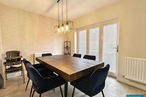 5 bedroom detached house for sale, Farmstead Street Acklam, Middlesbrough TS5 8FL