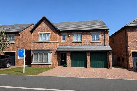 5 bedroom detached house for sale, Farmstead Street Acklam, Middlesbrough TS5 8FL