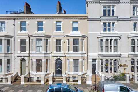 2 bedroom flat for sale, St Catherine's Terrace, Hove.