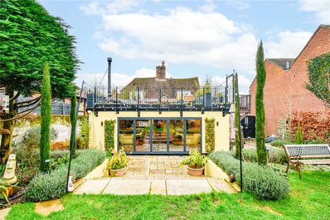 3 bedroom detached house for sale, Chapel Street, Thatcham, Berkshire, RG18