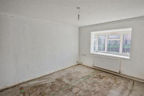 undefined, 33 Sedgemoor Close, Yeovil, Somerset BA21 5NS