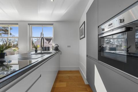 2 bedroom flat for sale, Danbury, Chelmsford CM3