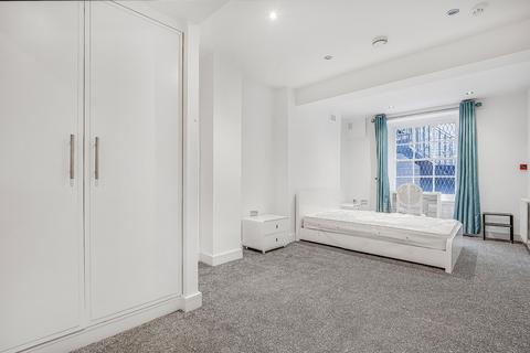 2 bedroom flat for sale, Warren Street, Fitzrovia, London, W1T