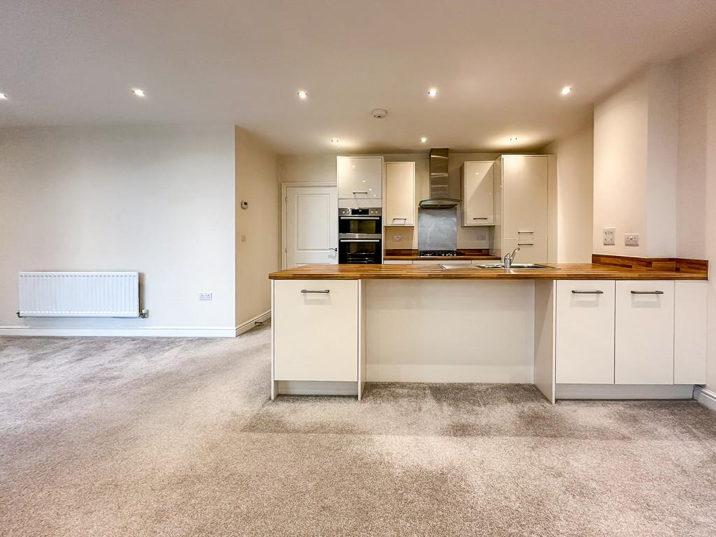 Open plan kitchen living space (1)