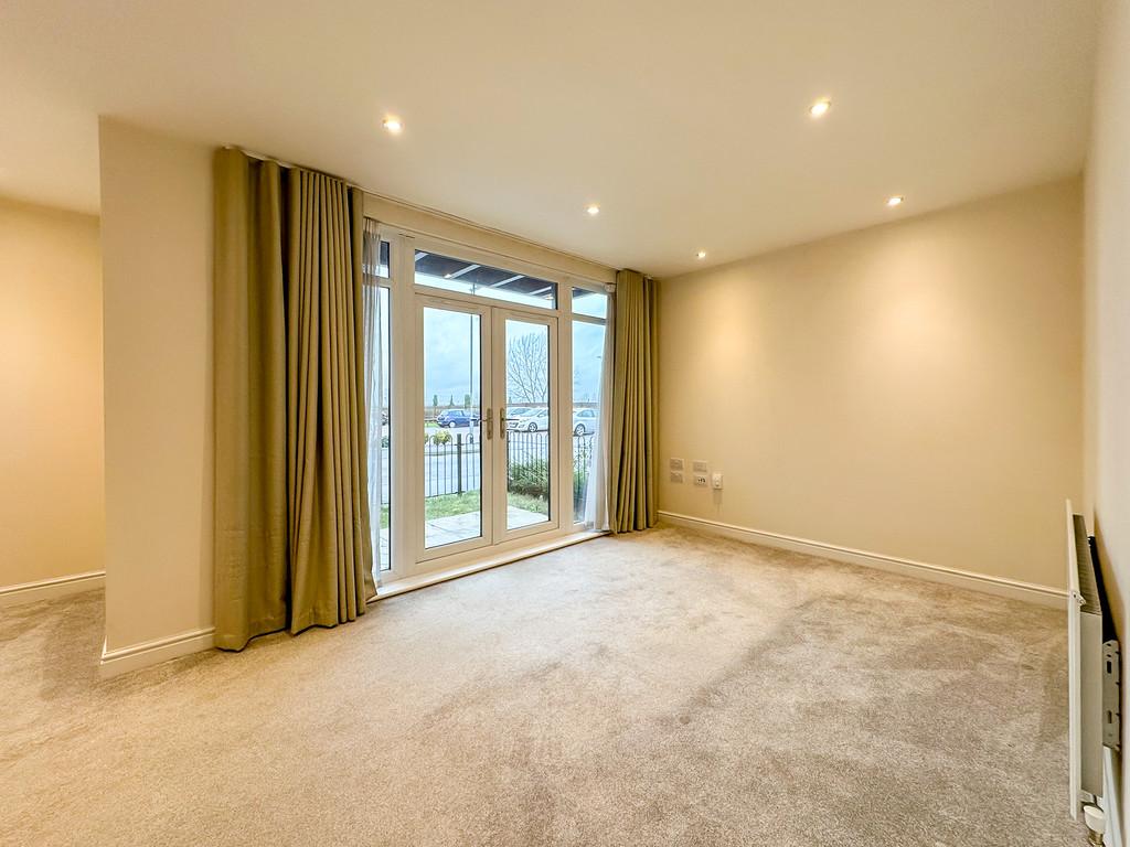 Open plan kitchen living space (3)