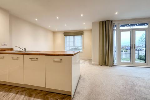 2 bedroom apartment to rent, Turner Crescent, Cambridge CB22