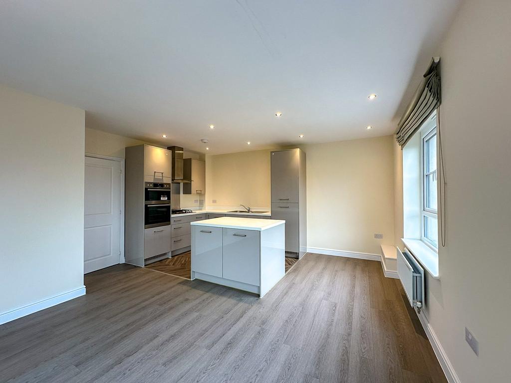 Kitchen Living Space (5)