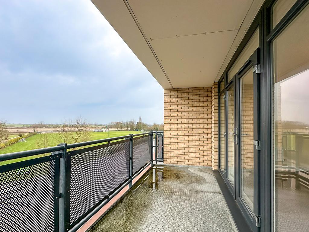 Balcony (3)