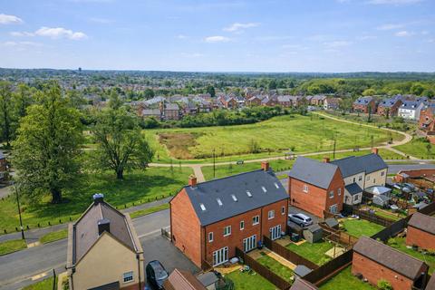3 bedroom terraced house for sale, Redcar Road, Towcester NN12