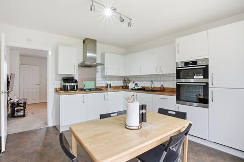 3 bedroom terraced house for sale, Redcar Road, Towcester NN12