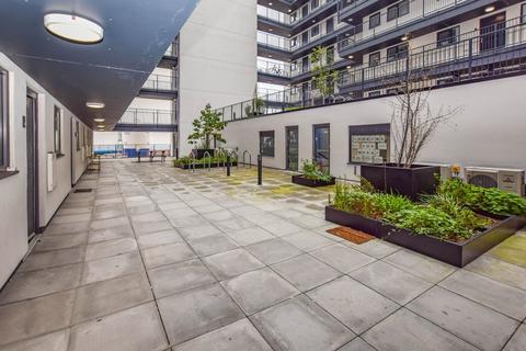 2 bedroom flat to rent, Norfolk Street, Liverpool, Merseyside, L1
