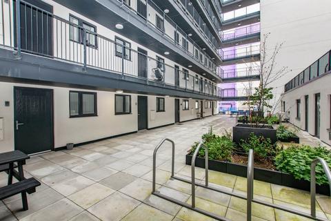 2 bedroom flat to rent, Norfolk Street, Liverpool, Merseyside, L1