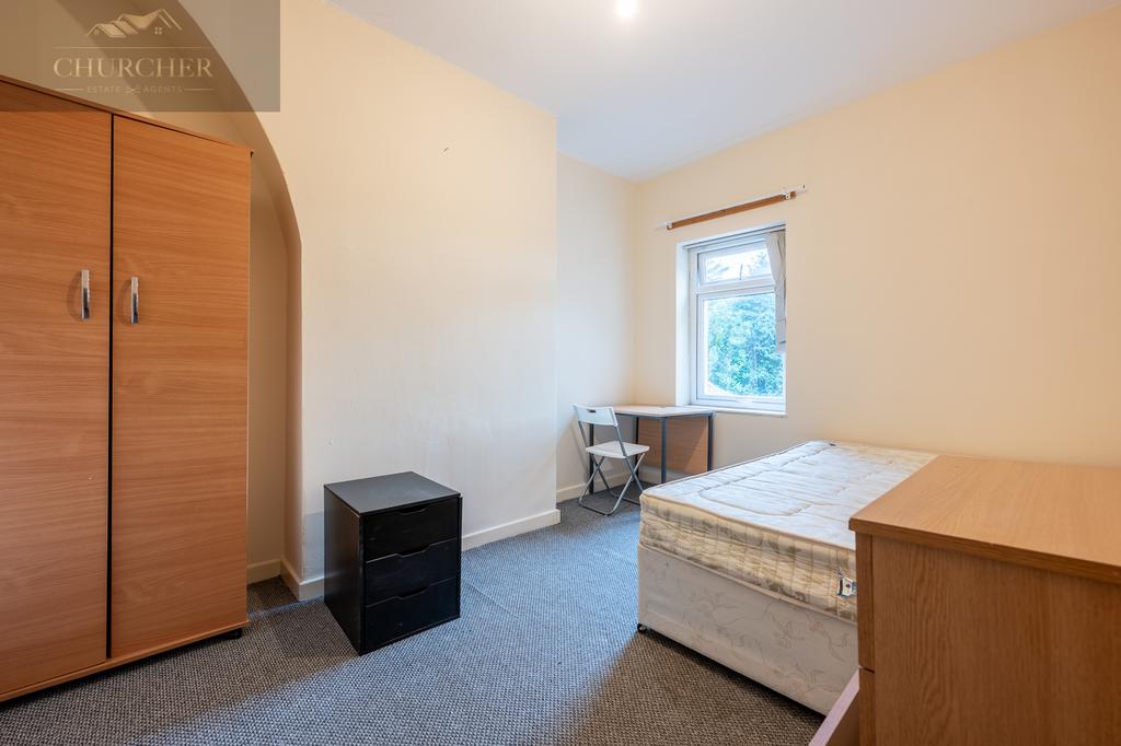 11a Halsall Lane-3