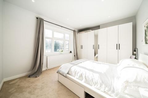 2 bedroom flat for sale, Palace Road, LONDON SW2