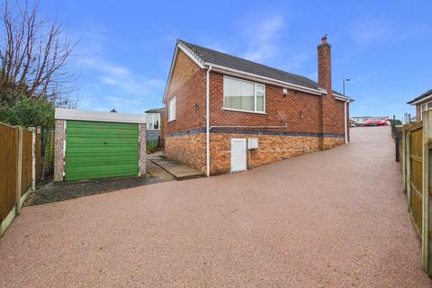 2 bedroom detached bungalow for sale, Baker Avenue, Arnold, Nottingham